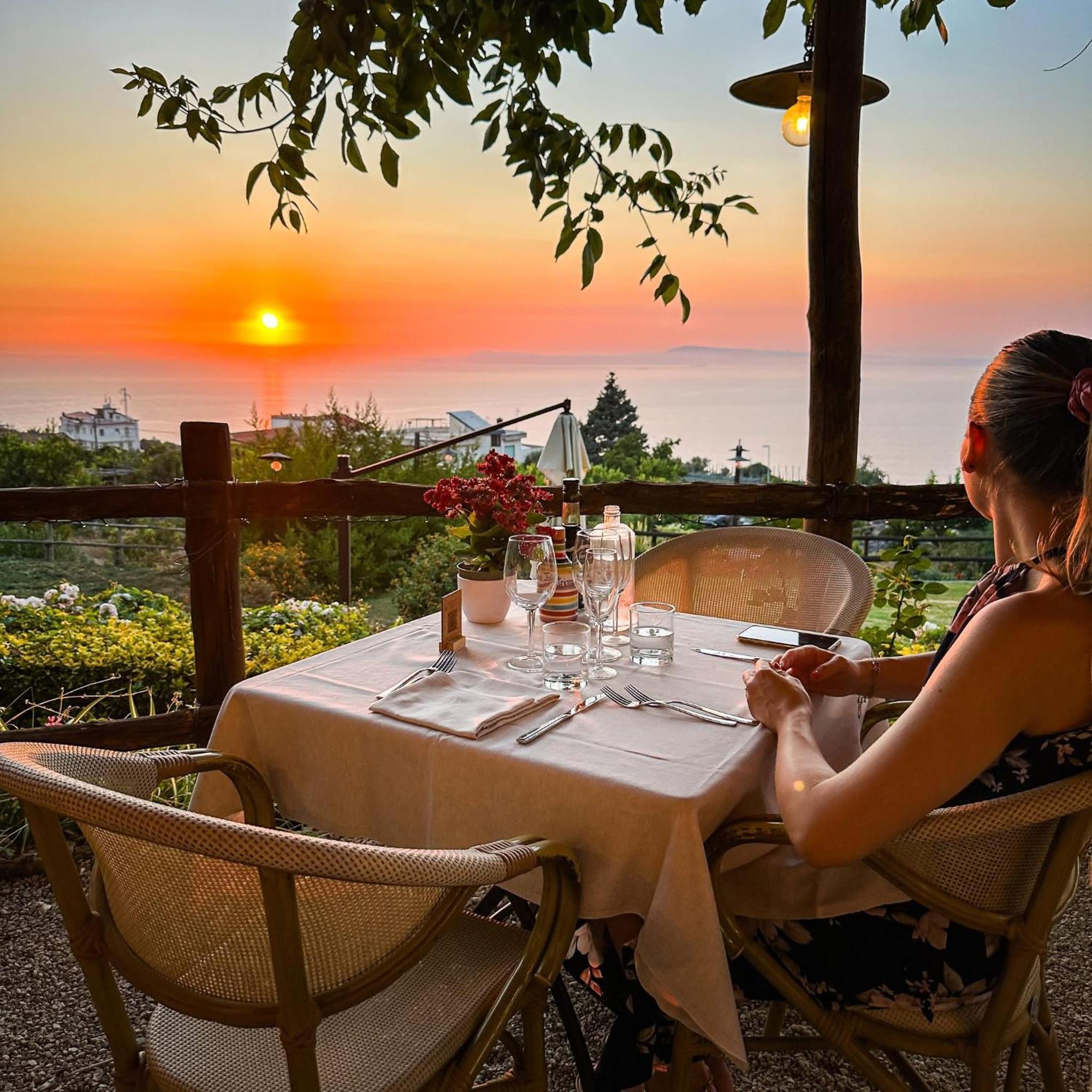 فيلا L'Antica Pigna Chateau فيكو إيكوينس المظهر الخارجي الصورة